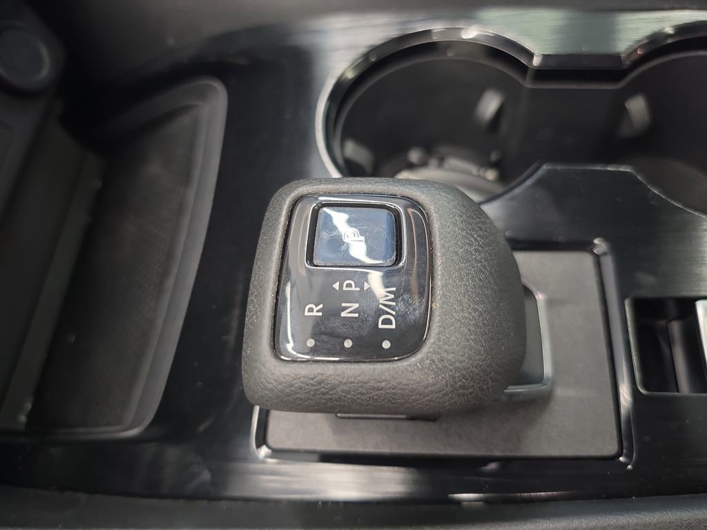 Used 2021 Nissan Rogue SV w/ Premium Package image 28