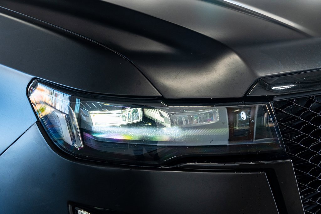 Used 2021 Cadillac Escalade Sport w/ Driver Assist Tech Package image 18