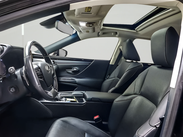 Used 2021 Lexus ES 250 w/ Premium Package AWD/4WD image 9