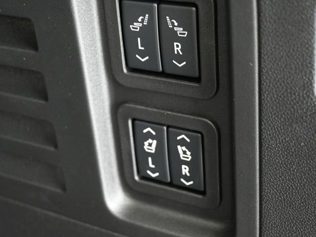 New 2026 Chevrolet Traverse High Country w/ LPO, Floor Liner Package image 42