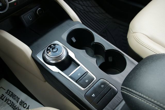 Used 2020 Ford Escape SEL image 26