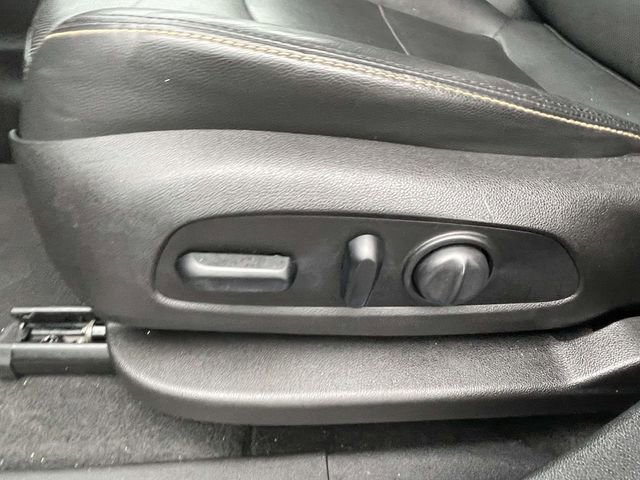 Certified 2018 Chevrolet Equinox Premier image 16