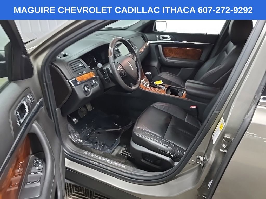 Used 2016 Lincoln MKS AWD w/ Equipment Group 201A image 30