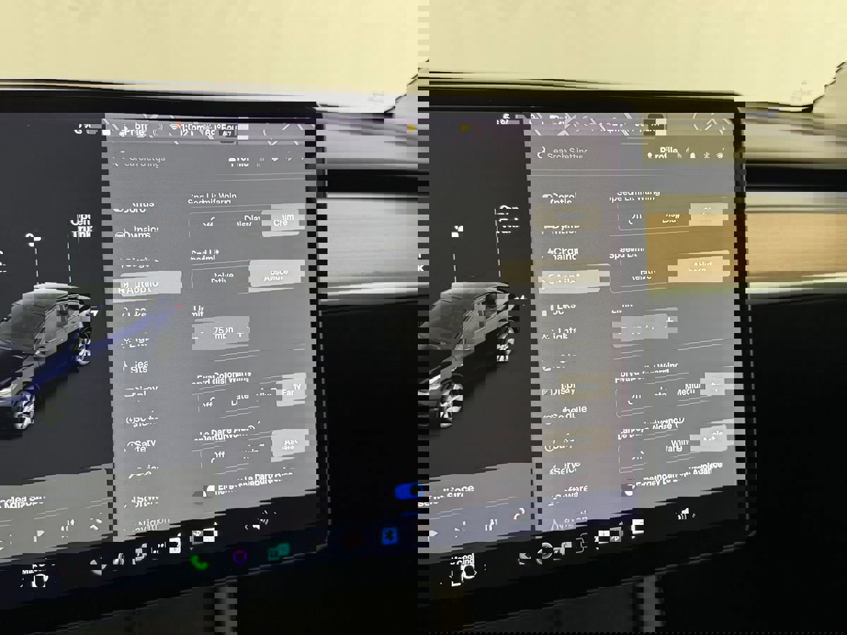 Used 2021 Tesla Model Y Long Range image 22