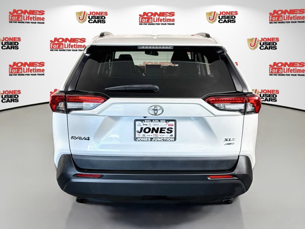 Certified 2023 Toyota RAV4 XLE Premium AWD/4WD image 16