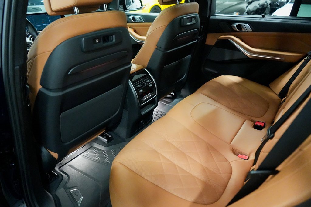 Used 2023 BMW X5 M50i w/ Executive Package image 17