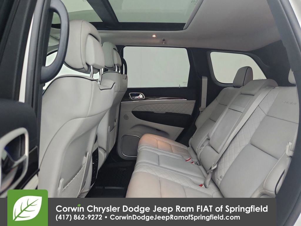 Used 2018 Jeep Grand Cherokee Summit image 22