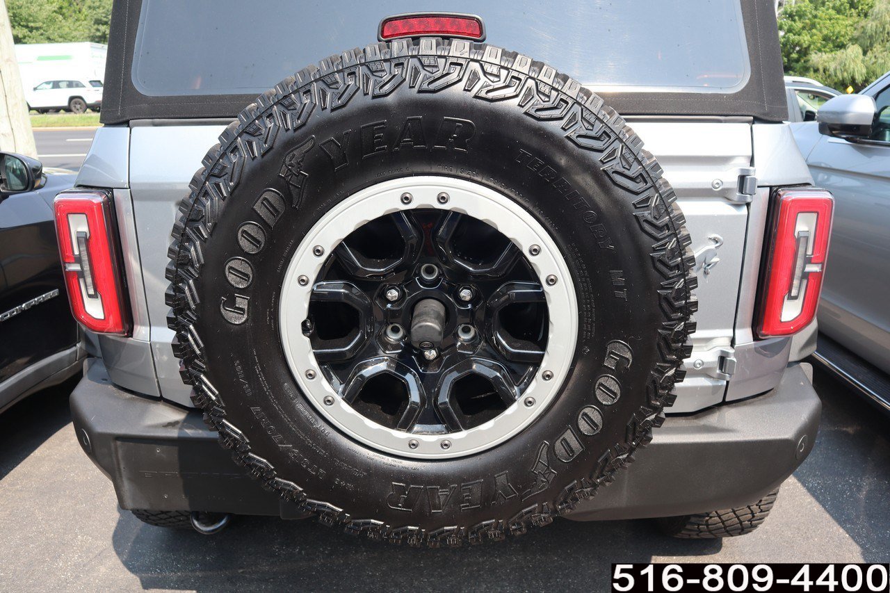 Used 2023 Ford Bronco Big Bend w/ Sasquatch Package AWD/4WD image 9