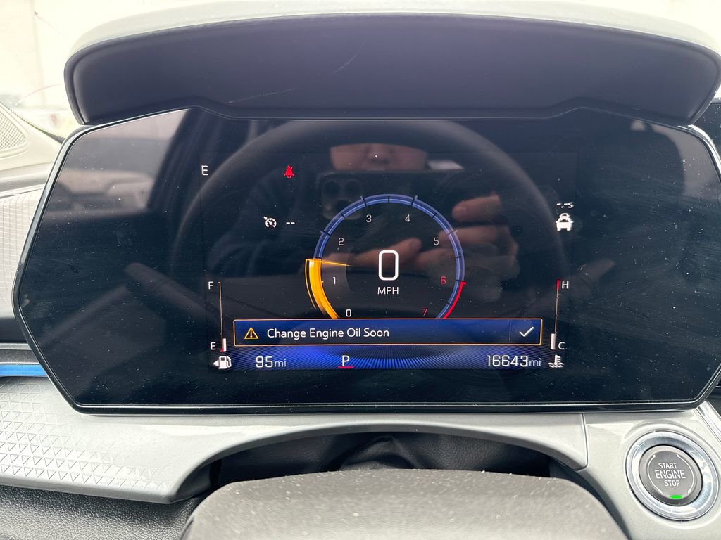 Certified 2025 Chevrolet Trax LT image 44