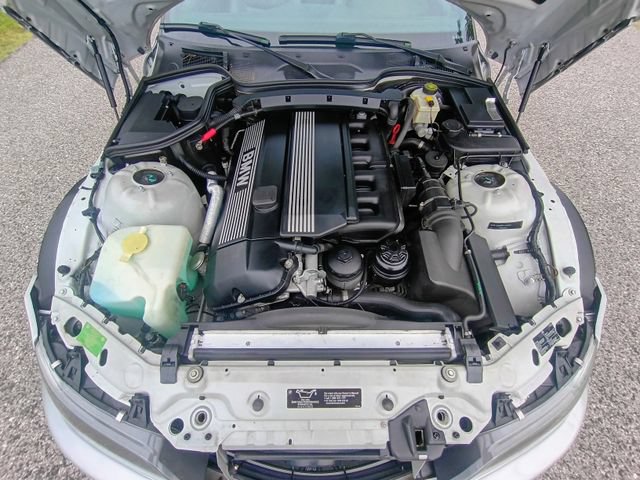 Used 2002 BMW Z3 2.5i RWD image 45