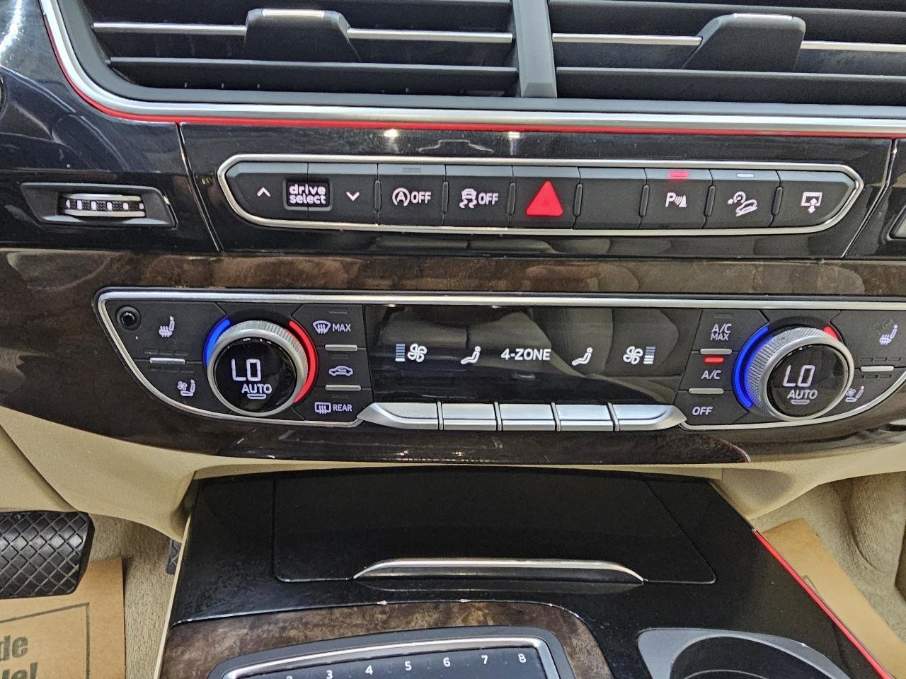 Used 2017 Audi Q7 3.0T Prestige w/ Prestige Package image 35