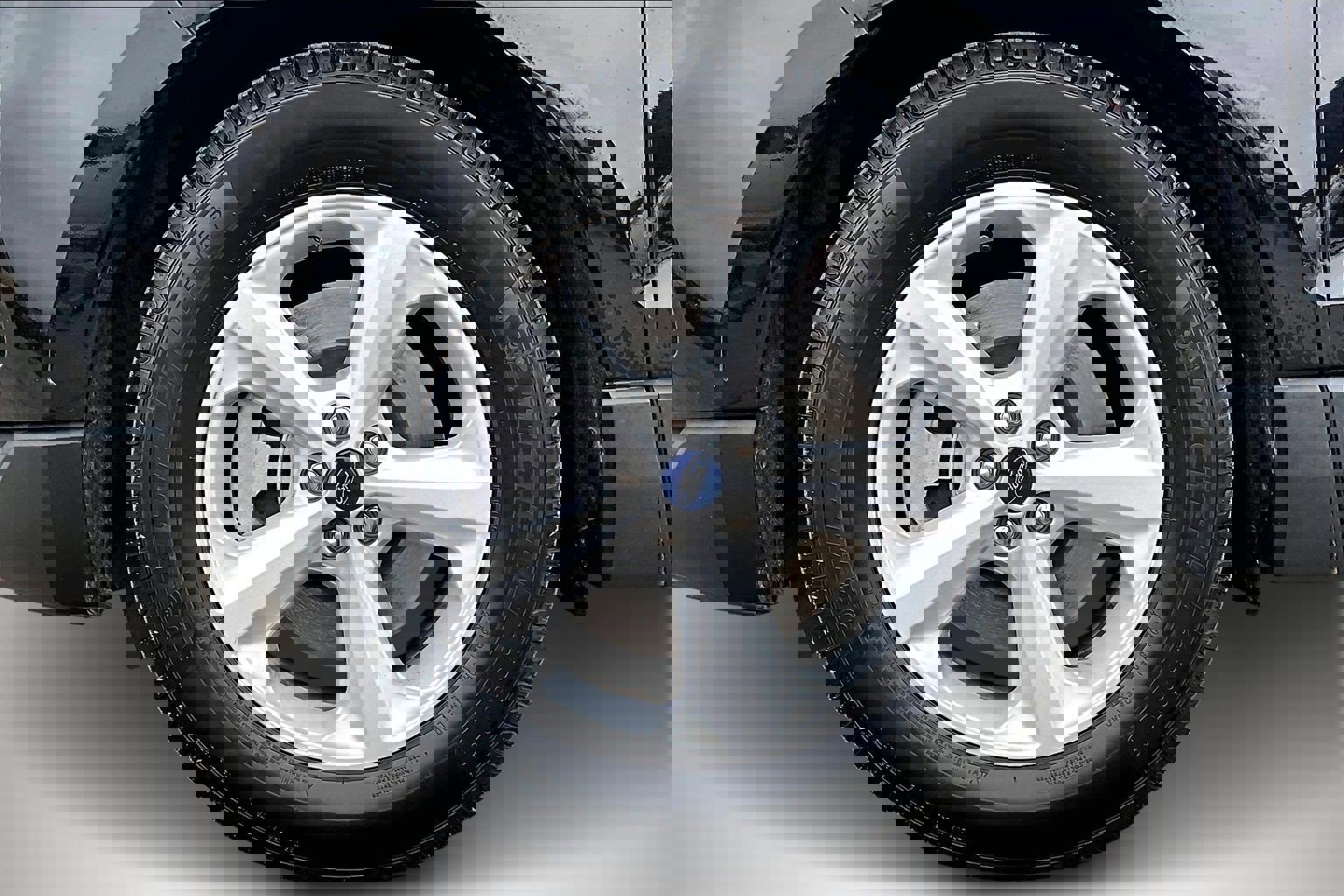 Used 2022 Ford Edge SE image 33