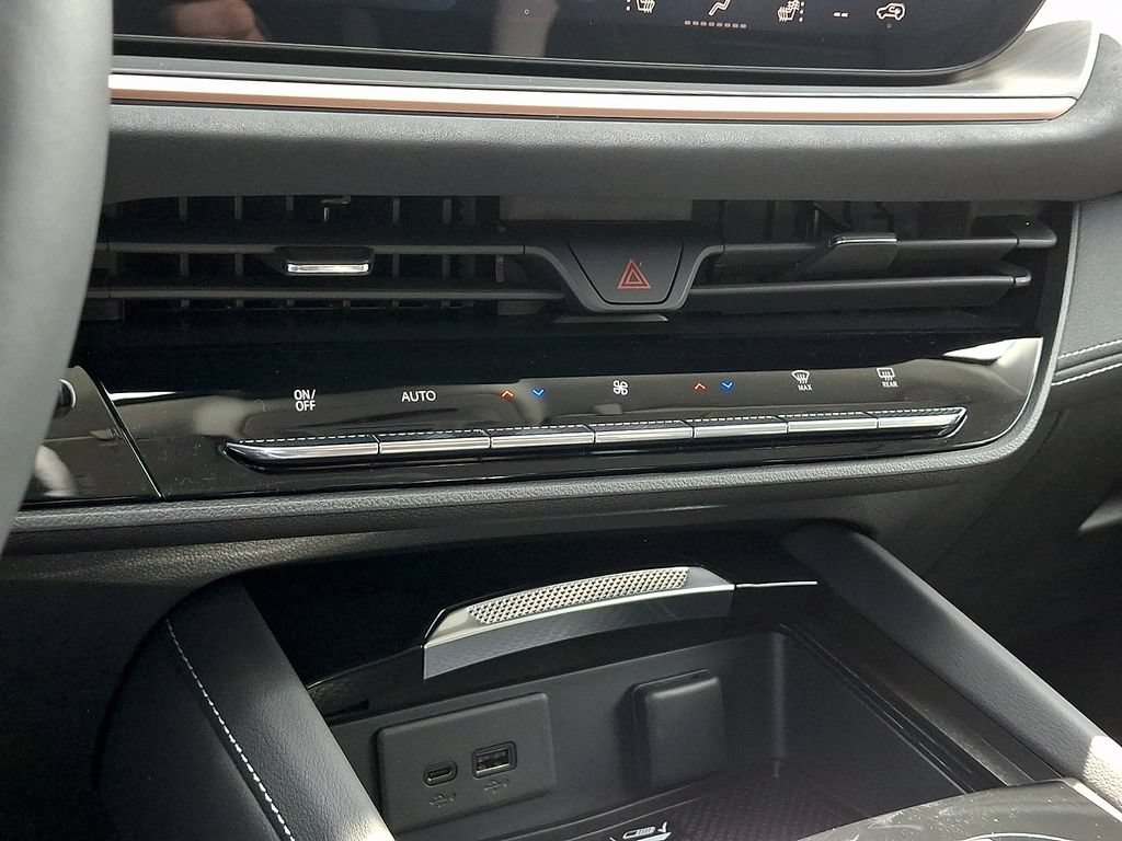 New 2026 Buick Envision Sport Touring AWD/4WD image 11