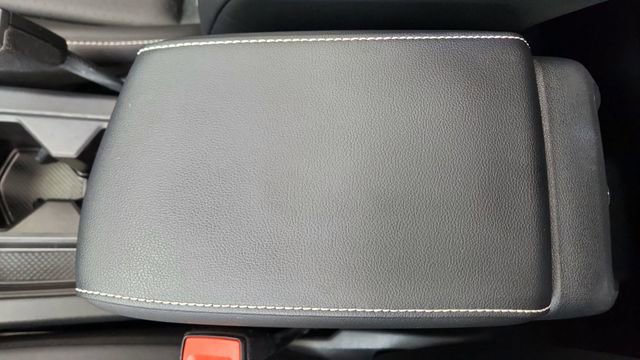 Used 2022 Volkswagen Tiguan SE R-Line image 52