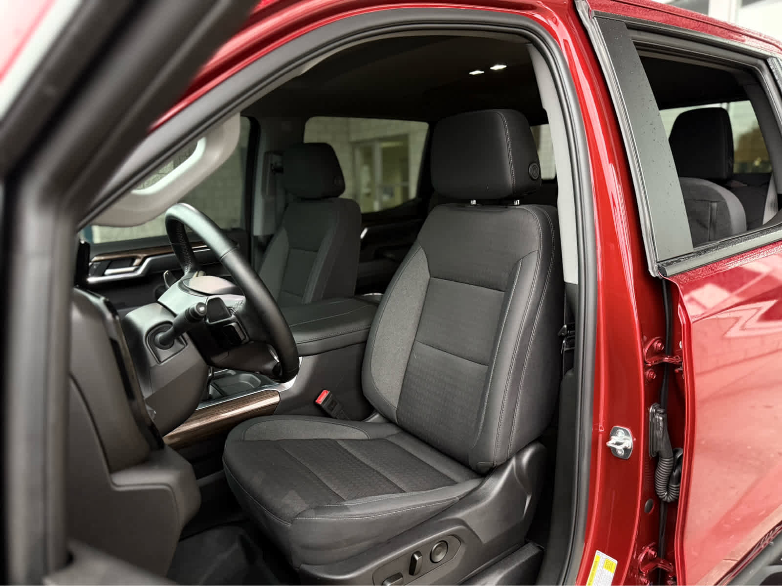 Certified 2025 Chevrolet Silverado 1500 LT Trail Boss w/ Convenience Package II image 13