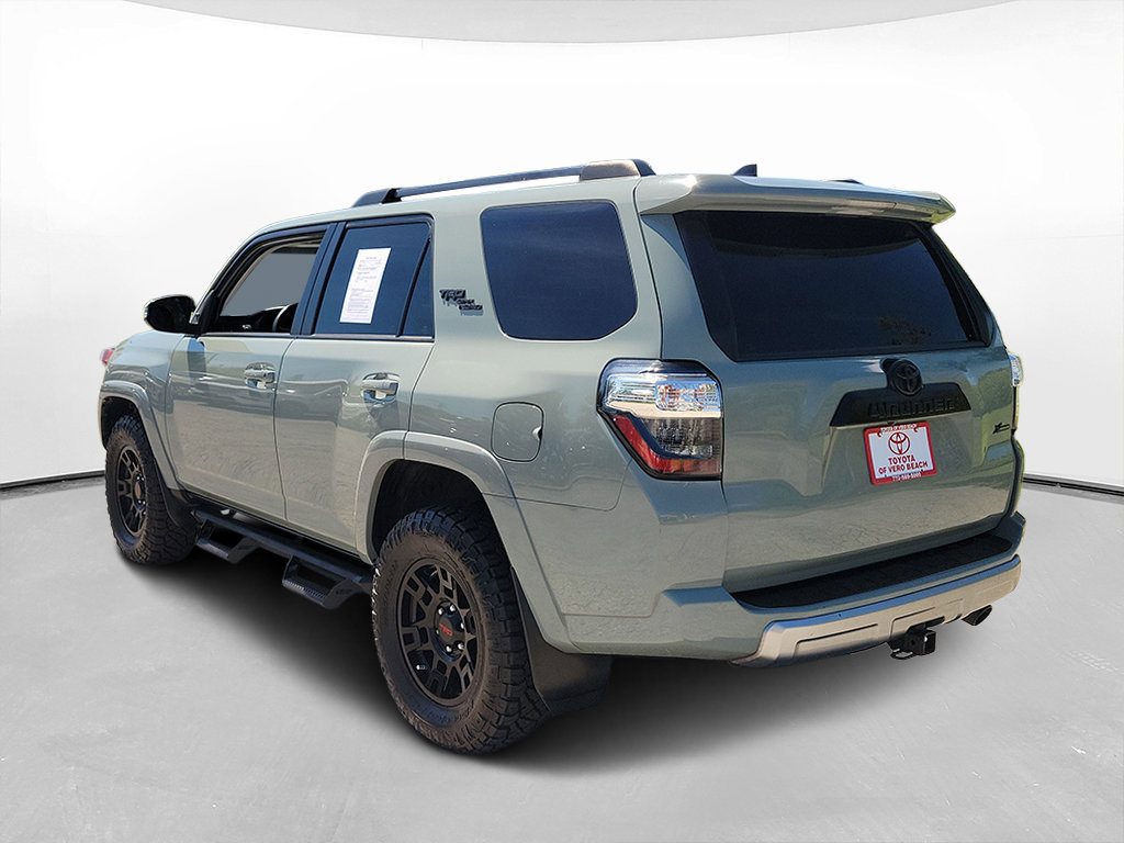 Used 2023 Toyota 4Runner TRD Off-Road Premium w/ Moonroof Package AWD/4WD image 6