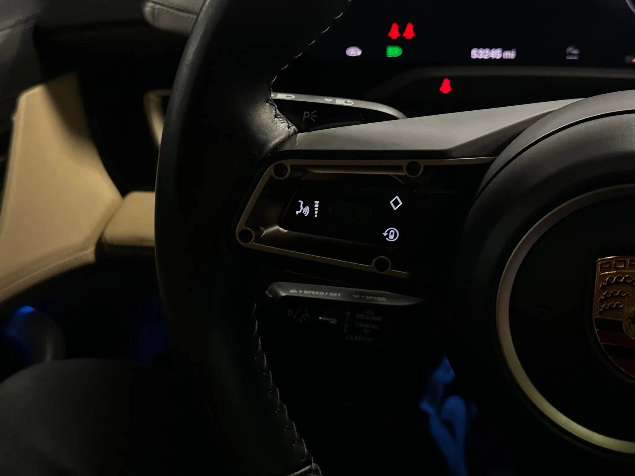 Used 2020 Porsche Taycan Turbo S image 31