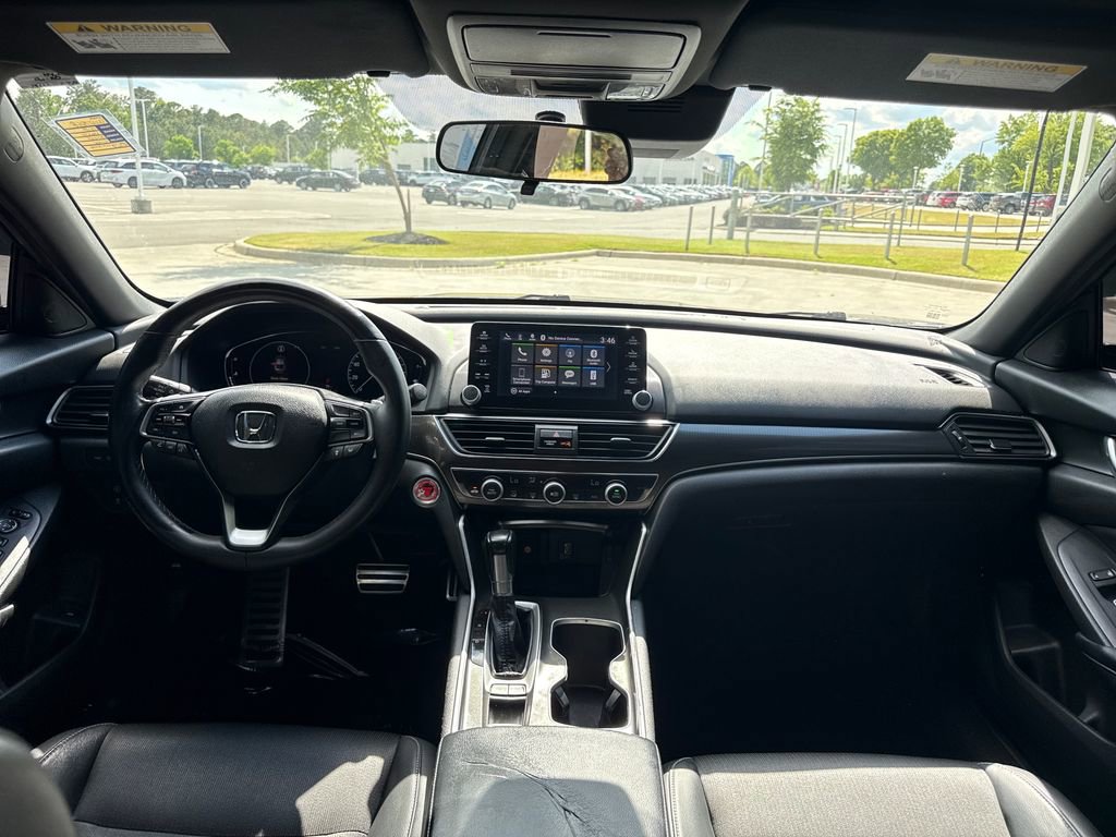Used 2018 Honda Accord Sport image 16