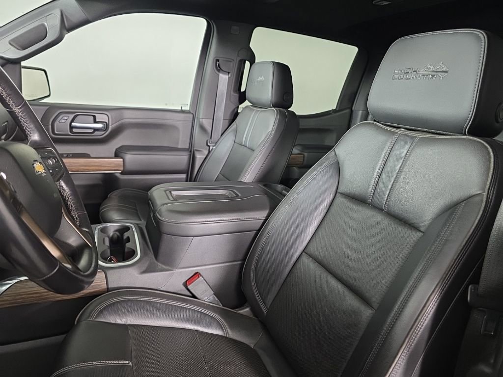 Used 2021 Chevrolet Silverado 1500 High Country w/ Technology Package AWD/4WD image 18