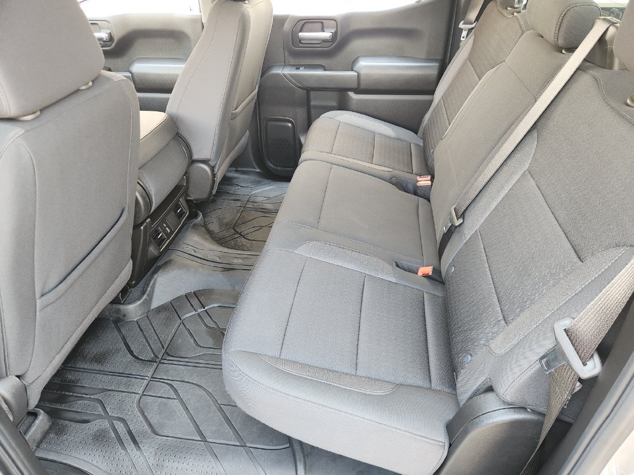 Used 2025 Chevrolet Silverado 1500 Custom w/ Turbomax Blackout Package RWD image 28