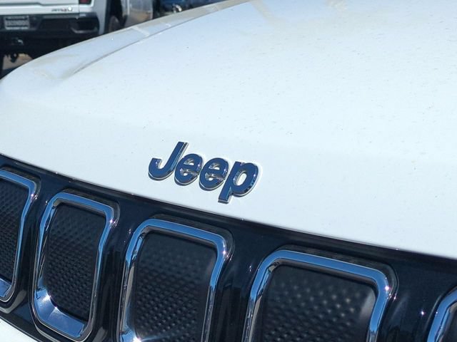 Used 2022 Jeep Compass Limited AWD/4WD image 32