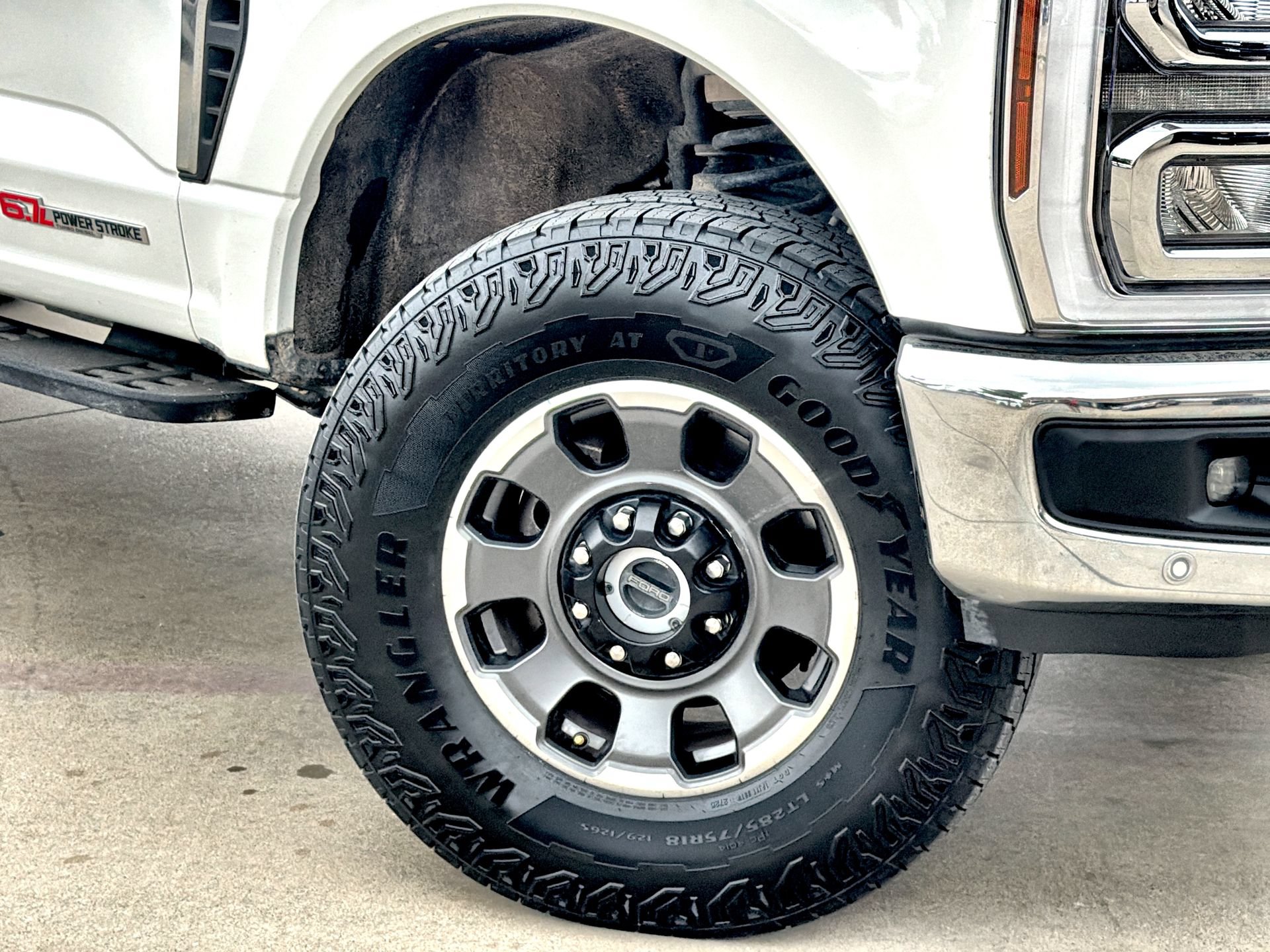 Used 2024 Ford F250 King Ranch w/ Tremor Off-Road Package AWD/4WD image 10