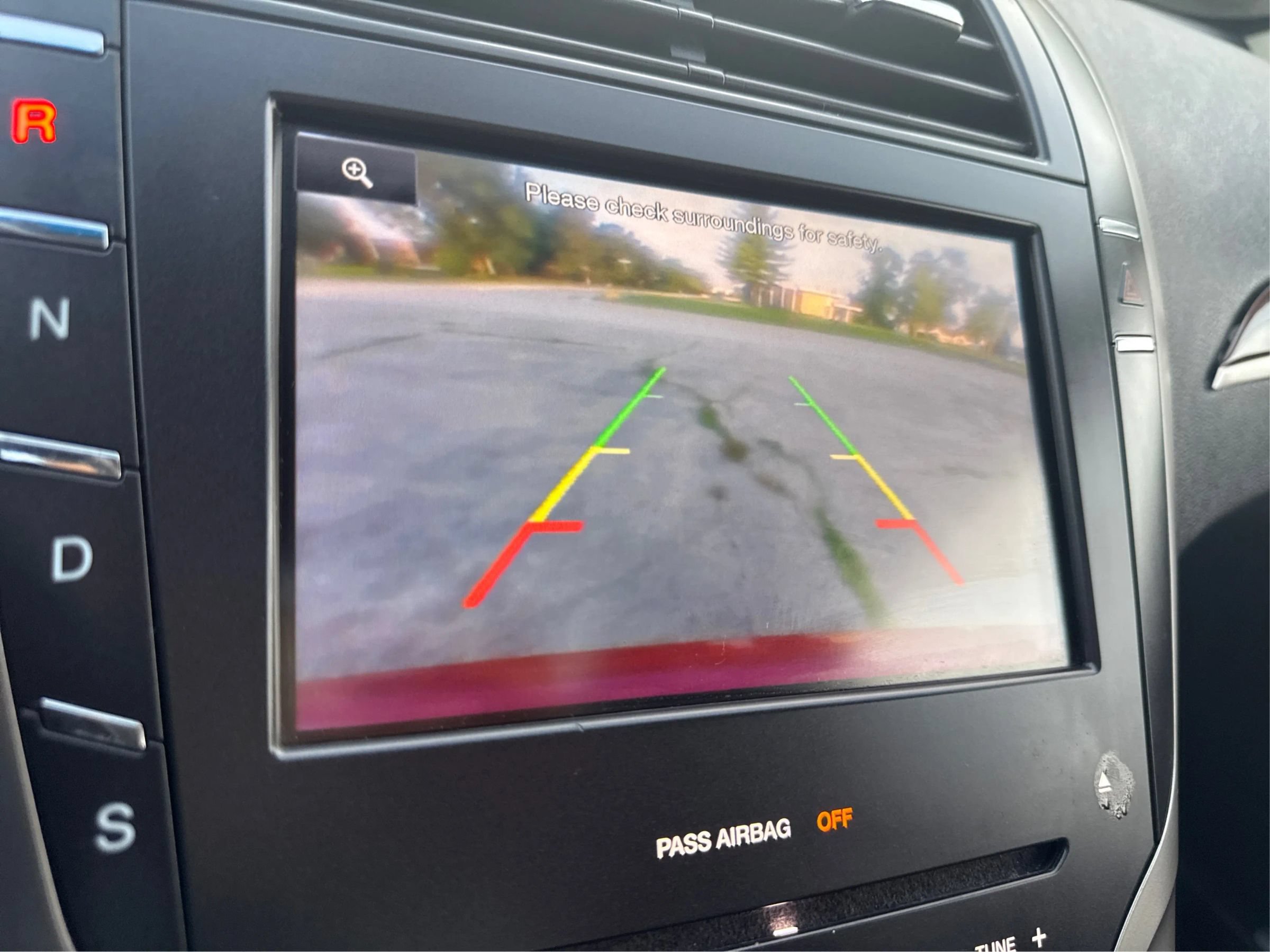 Used 2013 Lincoln MKZ FWD image 26