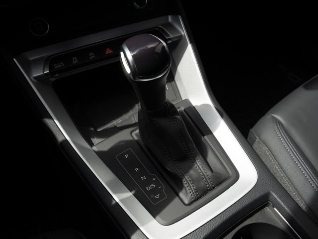 Used 2024 Audi Q3 2.0T Premium Plus w/ Premium Plus Package AWD/4WD image 28