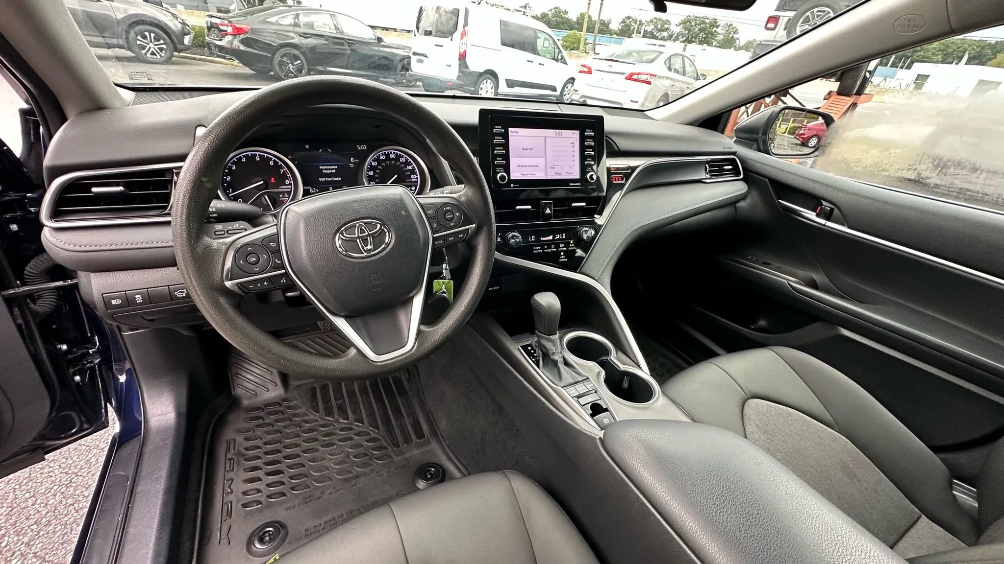 Used 2022 Toyota Camry LE AWD/4WD image 17