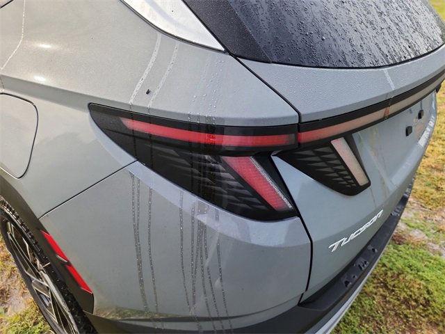New 2025 Hyundai Tucson Limited image 7