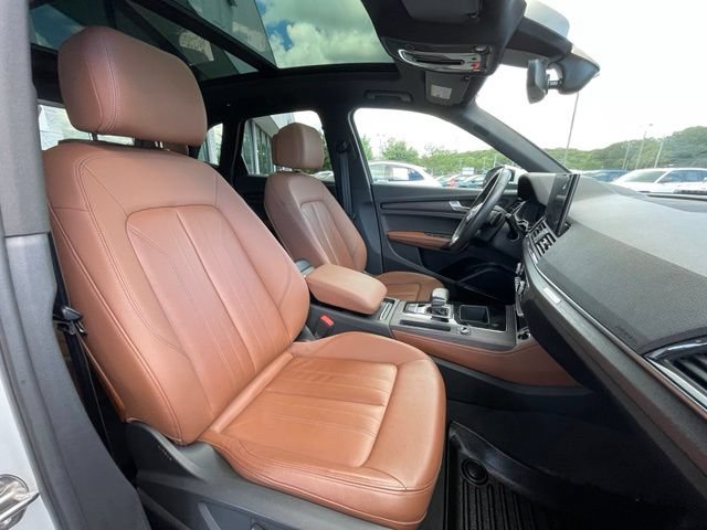 Used 2021 Audi Q5 2.0T Premium Plus w/ Premium Plus Package AWD/4WD image 30
