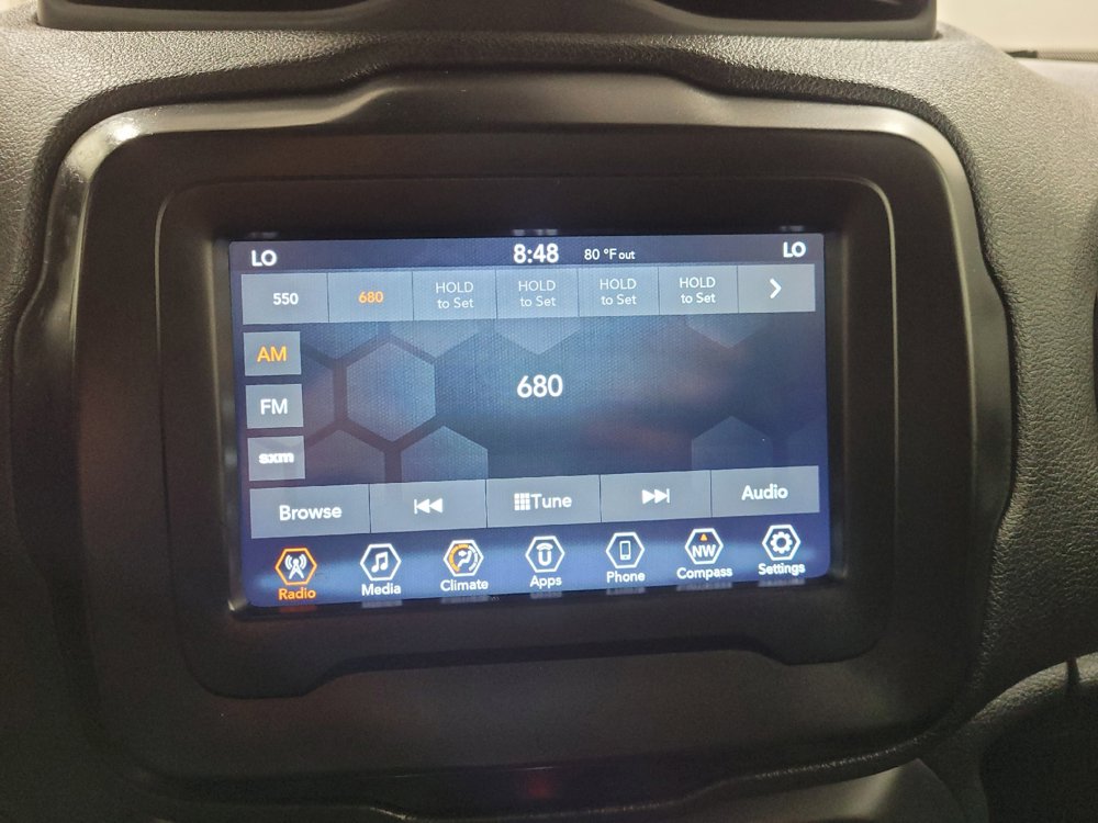 Used 2020 Jeep Renegade Latitude AWD/4WD image 25