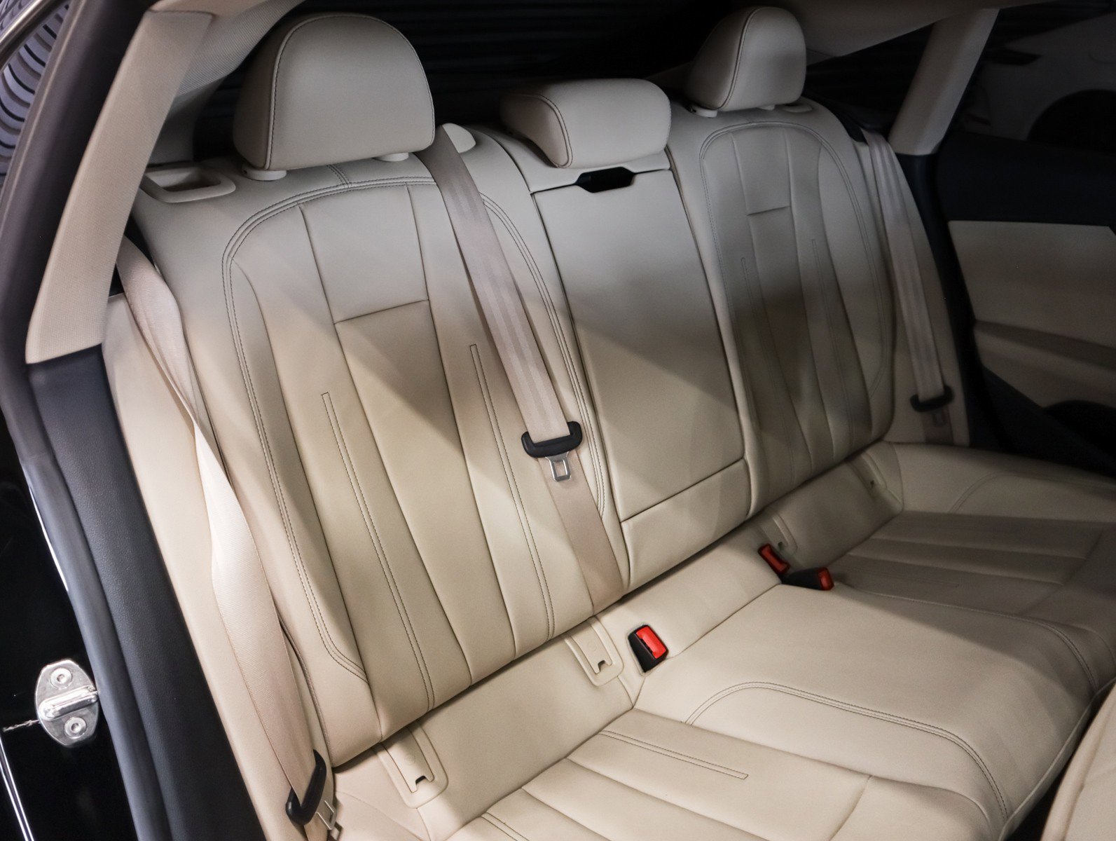 Used 2023 Audi A5 2.0T Premium image 11