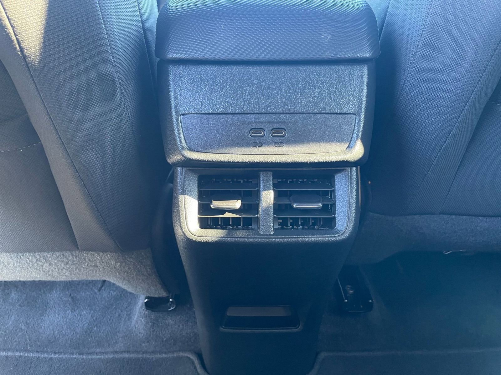 Used 2025 Chevrolet Equinox LT image 24