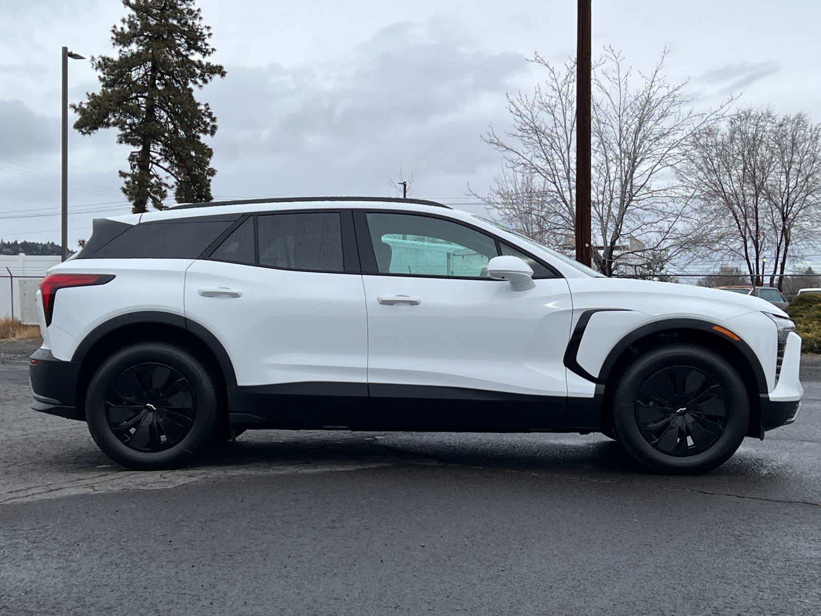 New 2026 Chevrolet Blazer EV LT image 8