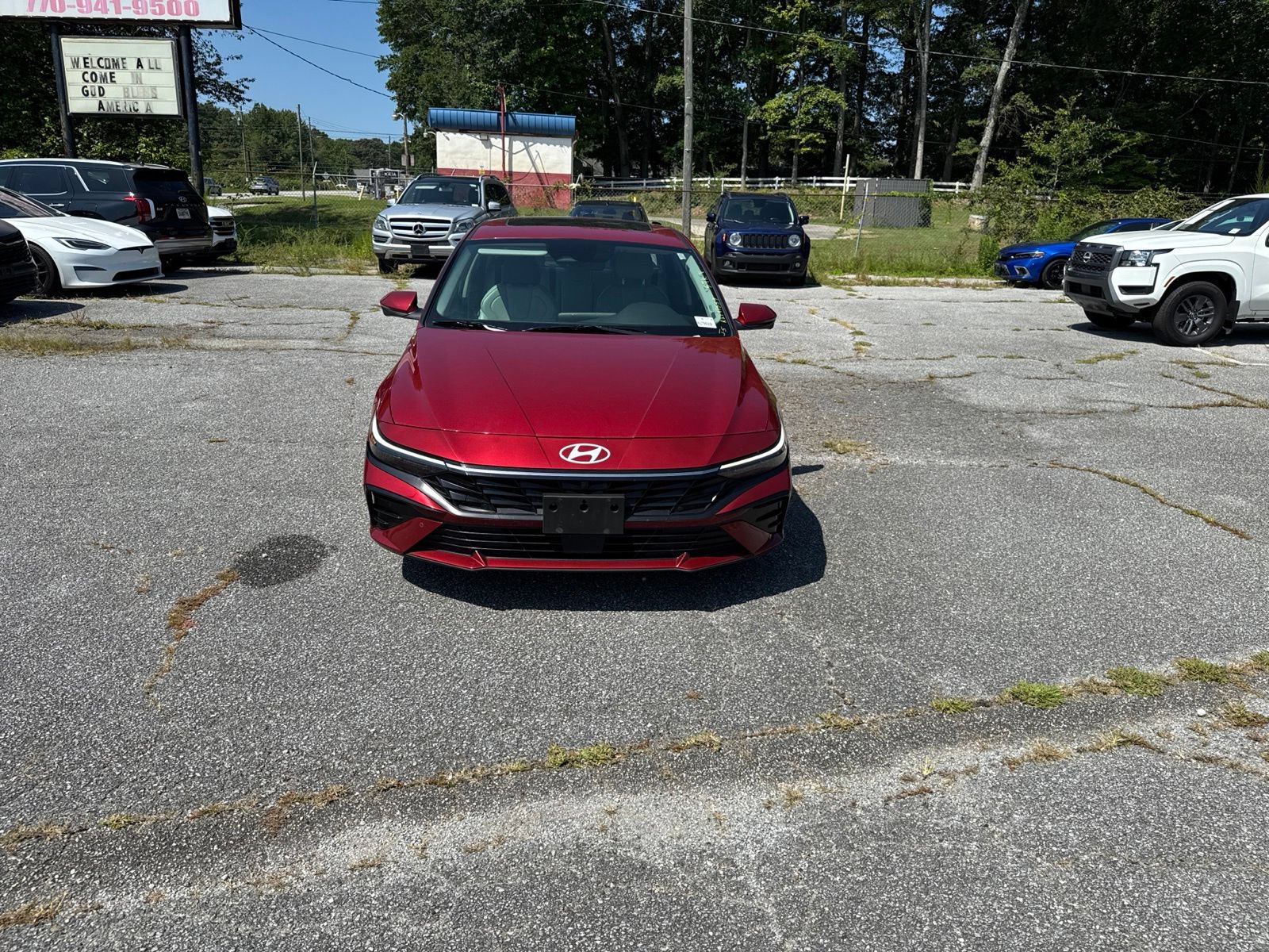 Certified 2024 Hyundai Elantra Limited FWD image 7