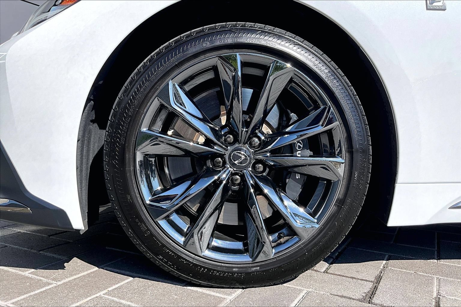 Used 2023 Lexus LS 500 F Sport w/ Cold Weather Package (CK) RWD image 9