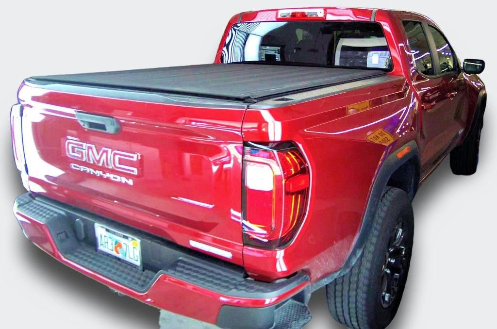 Certified 2024 GMC Canyon Elevation video 2