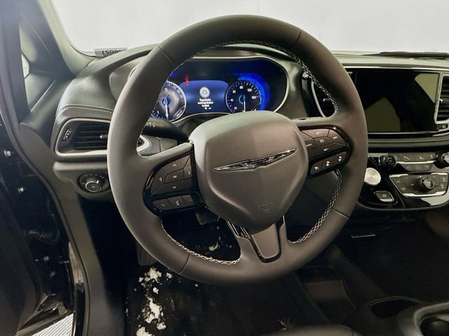New 2026 Chrysler Pacifica Select w/ S Appearance Package image 11