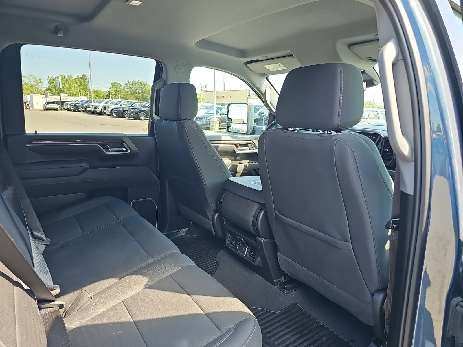 Used 2025 Chevrolet Silverado 2500 LT w/ Convenience Package AWD/4WD image 24