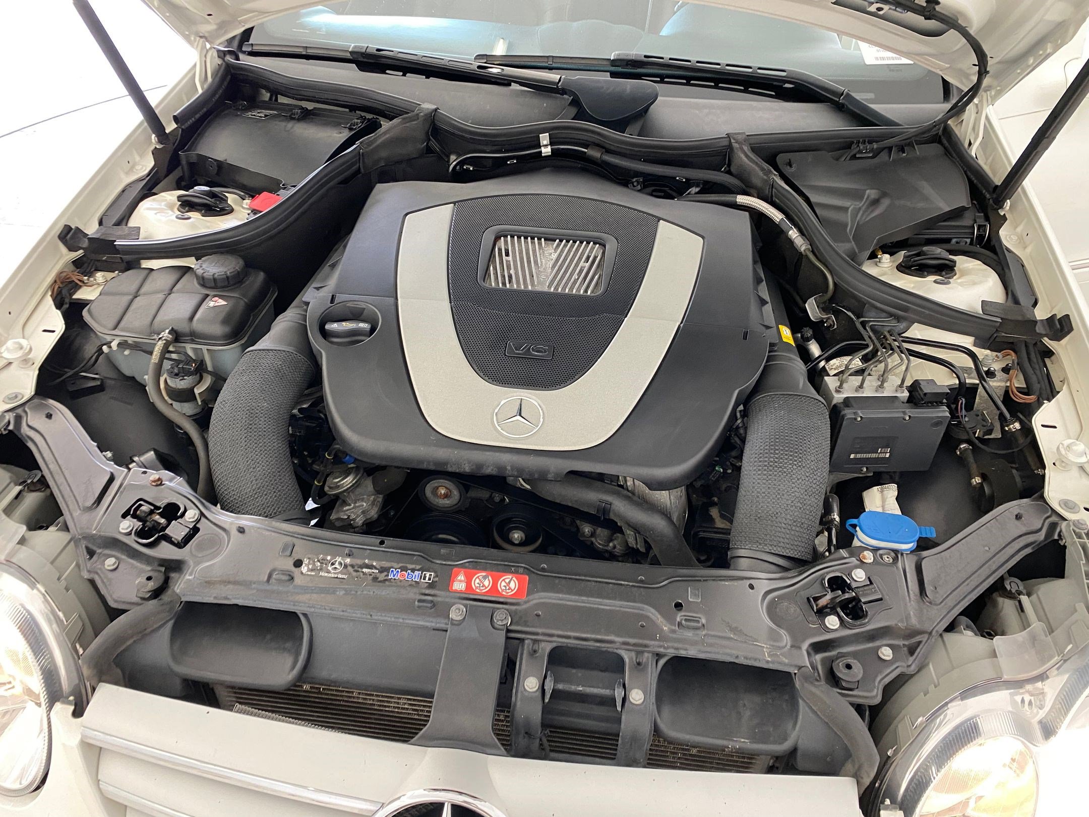 Used 2009 Mercedes-Benz CLK 350 Cabriolet image 30