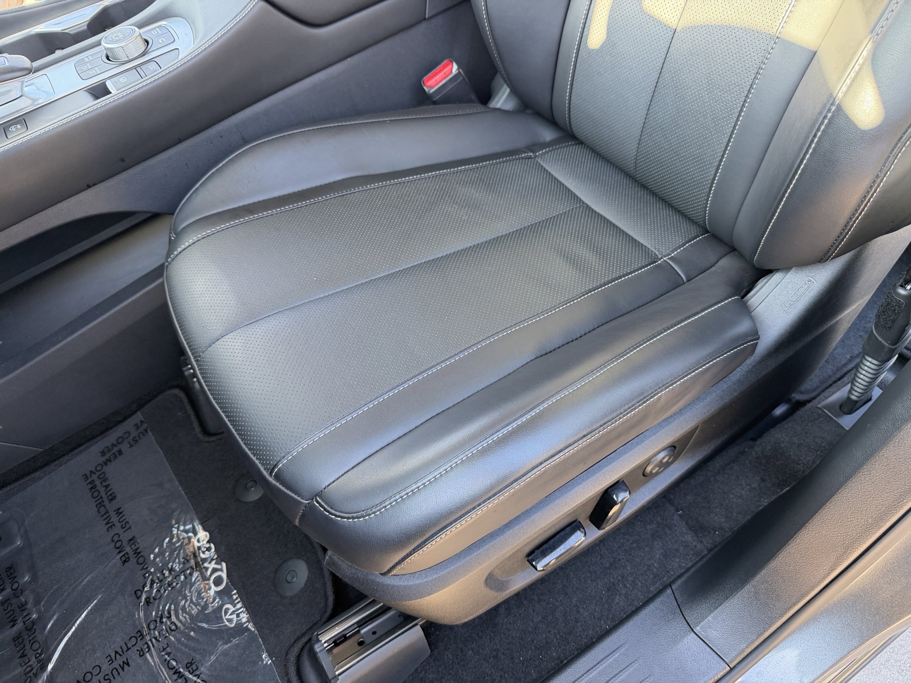 Used 2025 INFINITI QX60 Luxe FWD image 18