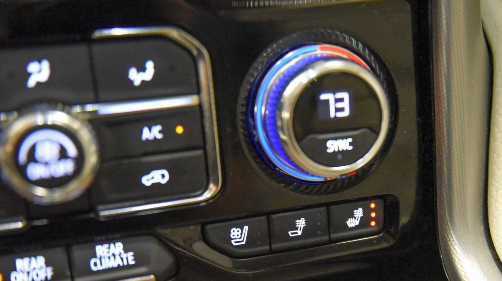 Used 2021 GMC Yukon Denali w/ Denali Ultimate Package image 29