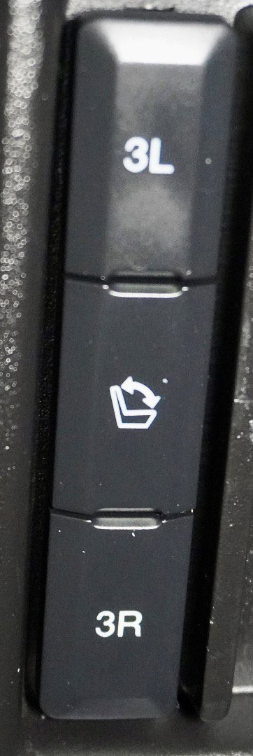 Used 2018 Ford Expedition XLT w/ Equipment Group 201A image 50