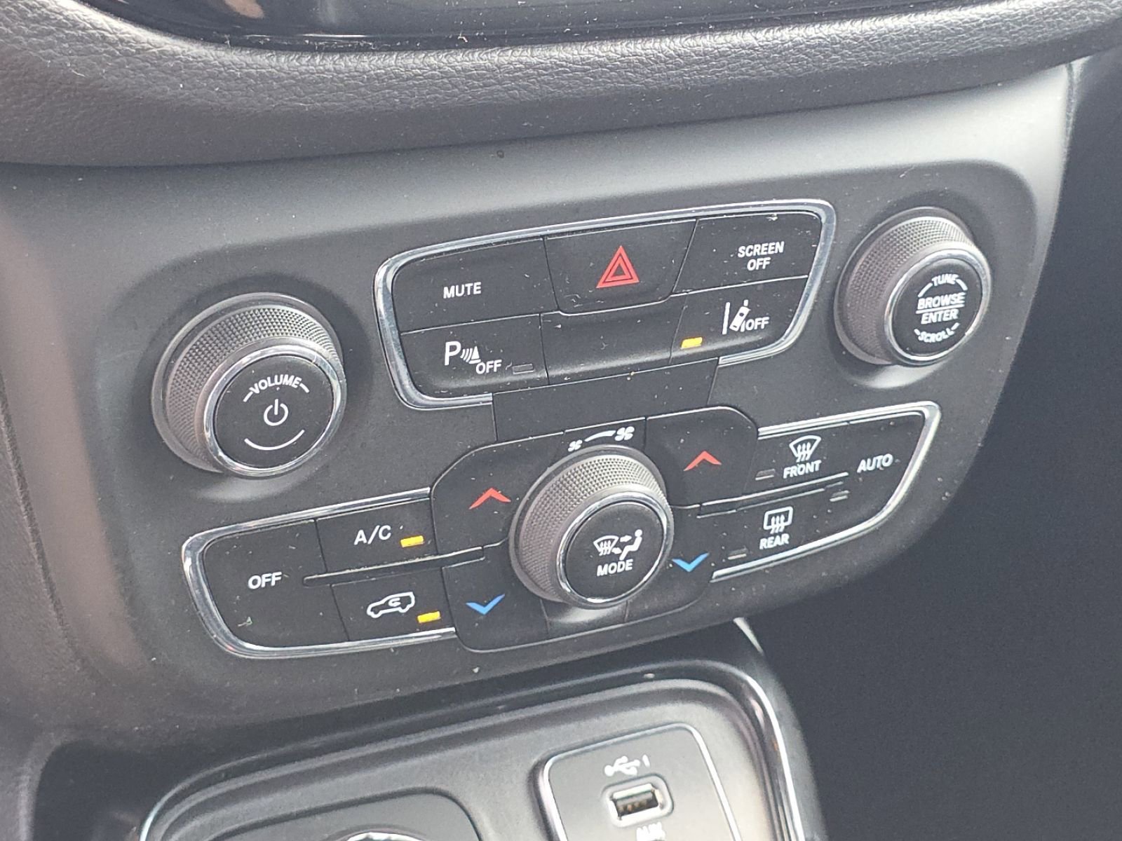 Used 2019 Jeep Compass Altitude image 8