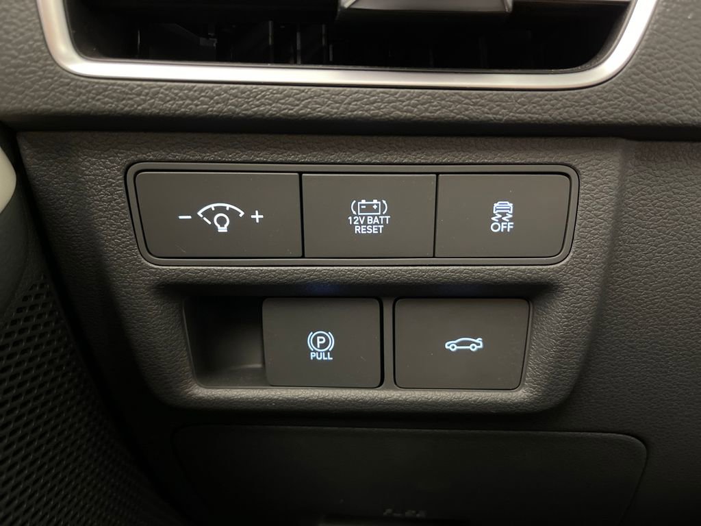 Certified 2025 Hyundai Sonata SEL FWD image 30
