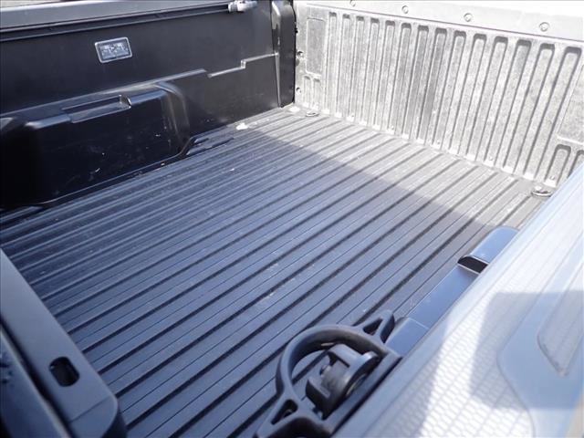 Certified 2025 Toyota Tacoma SR5 AWD/4WD image 9