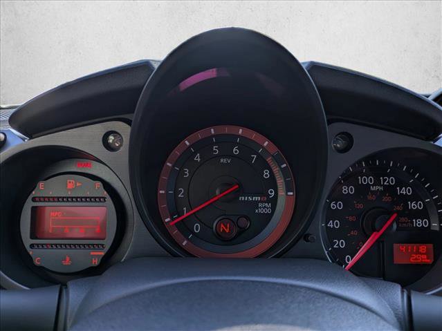 Used 2016 Nissan 370Z NISMO image 10