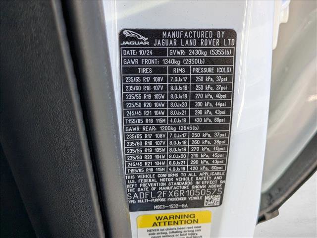 Used 2024 Jaguar E-PACE R-Dynamic SE image 28