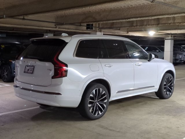New 2026 Volvo XC90 T8 Plus w/ Protection Package Premier AWD/4WD image 3